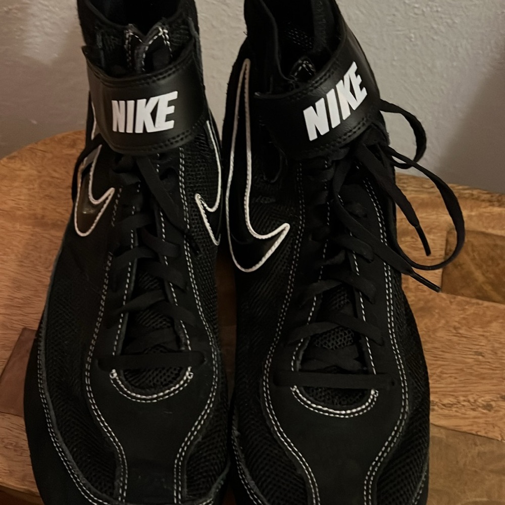 Nike Wrestling Shoes Size 13 Gem